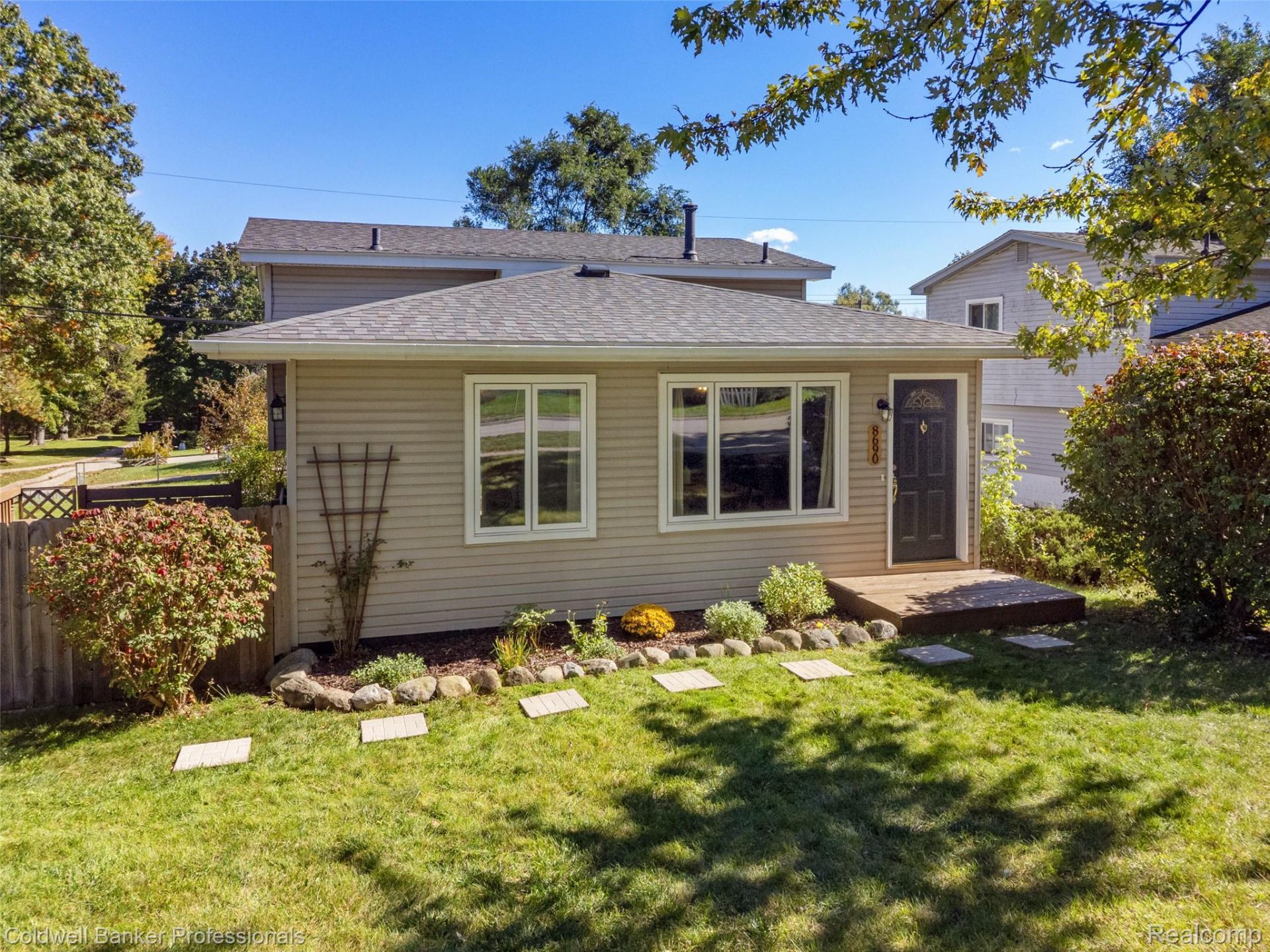 8690 N Eston Road, Independence Township, Mi 48348 Main Photo