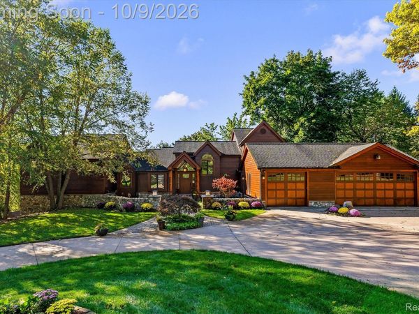 4455 Heron Street, Oakland Township, Mi 48306