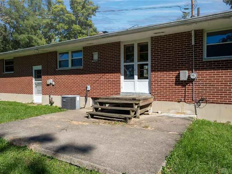 2035 La Grange Road, Beavercreek, OH 45431 Photo 8