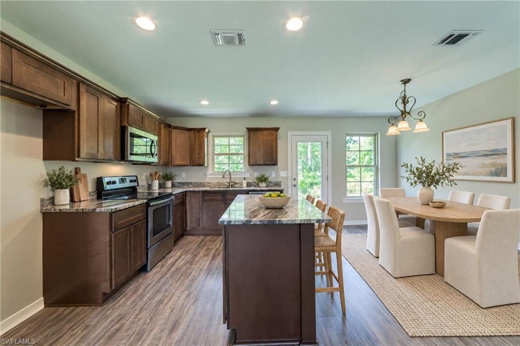 6123 Hendley Ct , Fort Myers, FL 33905 Photo