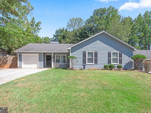1971 Marshes Glenn Drive, Norcross, GA 30071