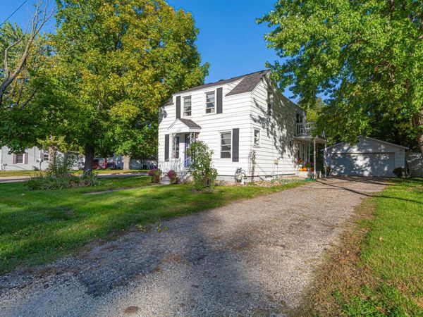 1229 1st Avenue NE, Faribault, MN 55021