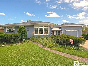 62 Raymond Avenue, Buffalo, NY 14227