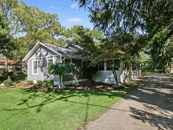 1328 Maplerow Avenue NW, Grand Rapids, MI 49534