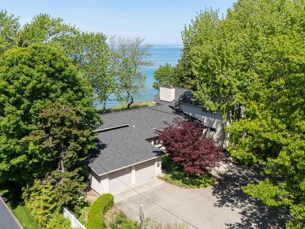 6129 Lakeshore Avenue, West Olive, MI 49460