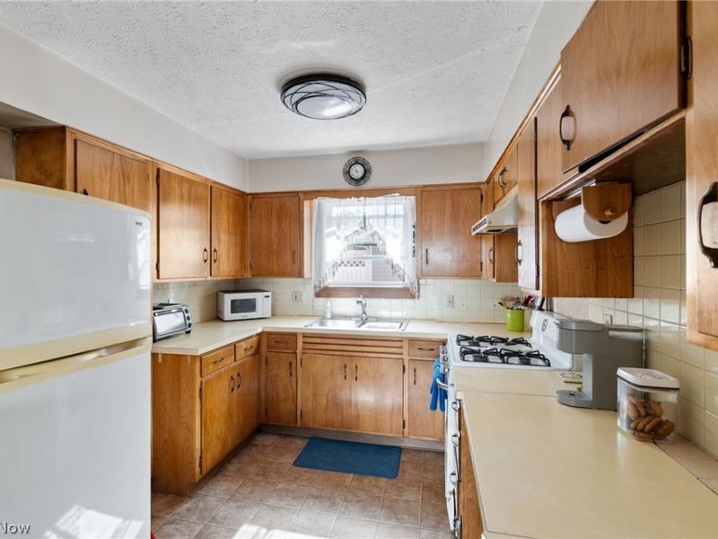2041 15th Street, Cuyahoga Falls, OH 44223 Photo 11