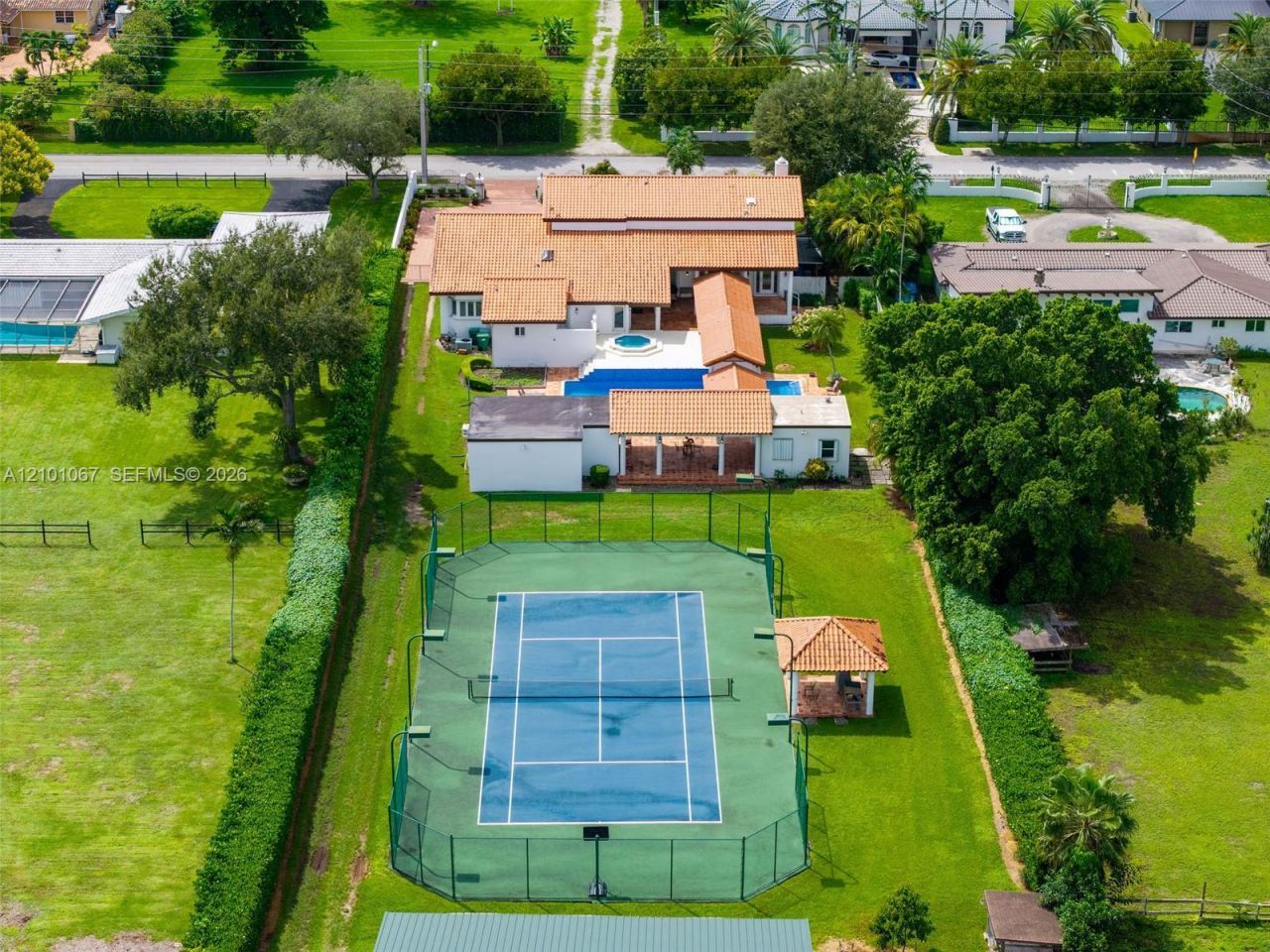 11925 SW 43rd St , Miami, FL 33175 Photo