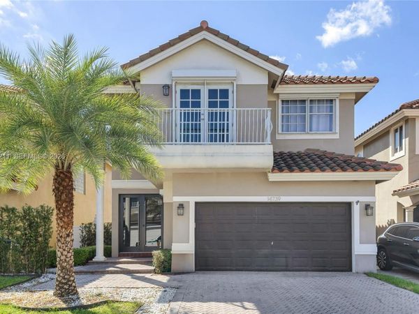 14739 SW 132nd Pl , Miami, FL 33186