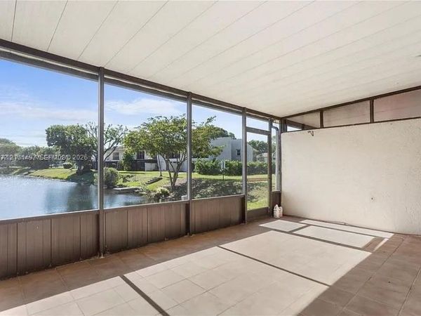 14293 Kendale Lakes Cir , Unit 14293, Miami, FL 33183