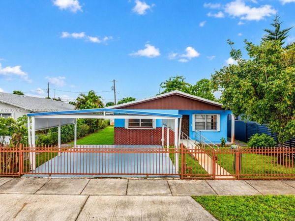 320 E 19th St , Hialeah, FL 33010