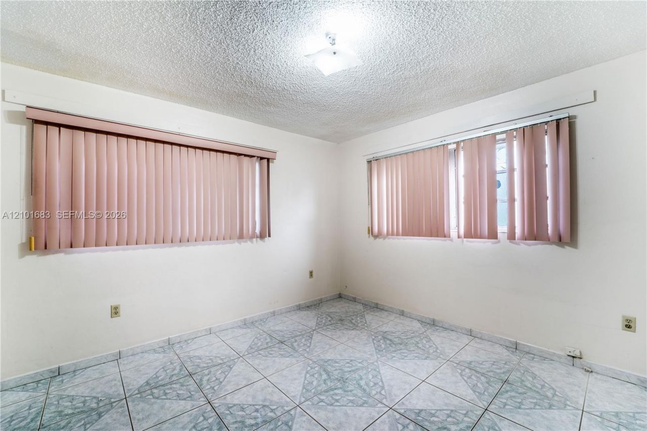 320 E 19th St , Hialeah, FL 33010 Photo