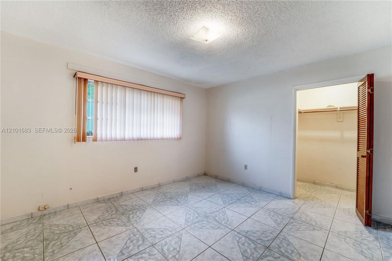 320 E 19th St , Hialeah, FL 33010 Photo