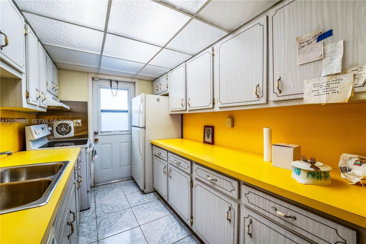 320 E 19th St , Hialeah, FL 33010 Photo