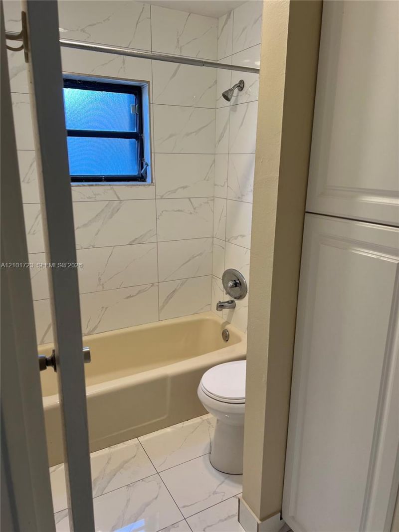 3624 SW 68th Ln, Unit 6-D, Miramar, FL 33023 Photo
