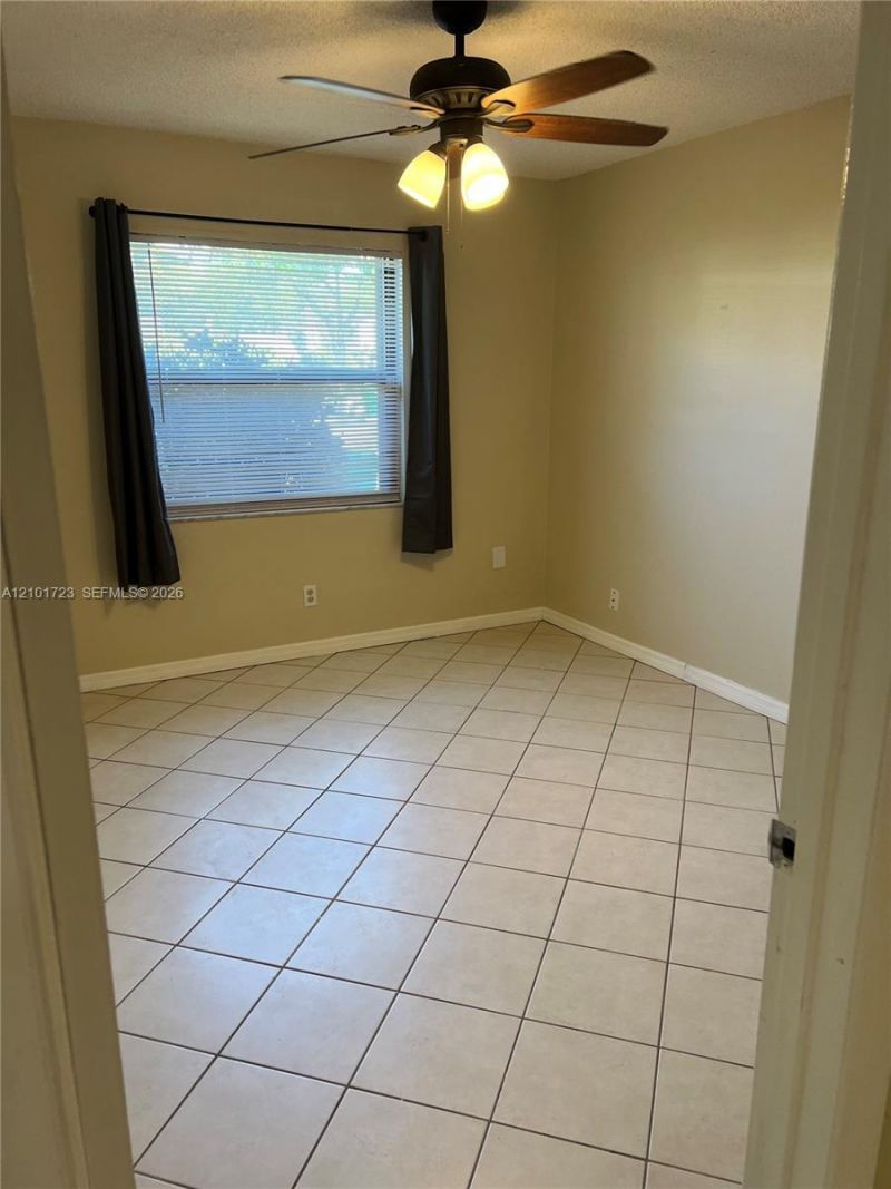3624 SW 68th Ln, Unit 6-D, Miramar, FL 33023 Photo