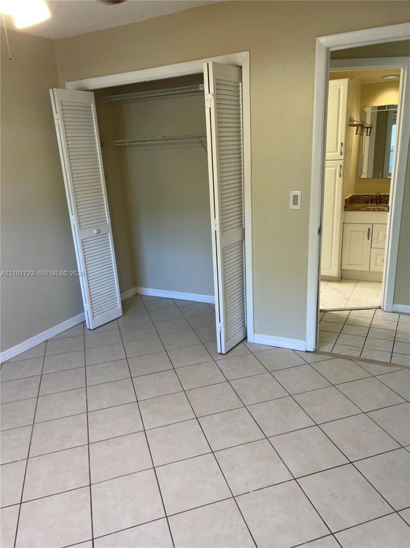 3624 SW 68th Ln, Unit 6-D, Miramar, FL 33023 Photo