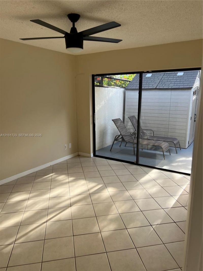 3624 SW 68th Ln, Unit 6-D, Miramar, FL 33023 Photo