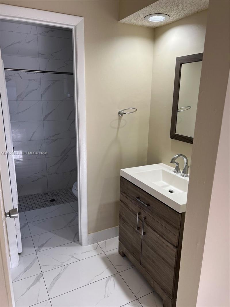 3624 SW 68th Ln, Unit 6-D, Miramar, FL 33023 Photo