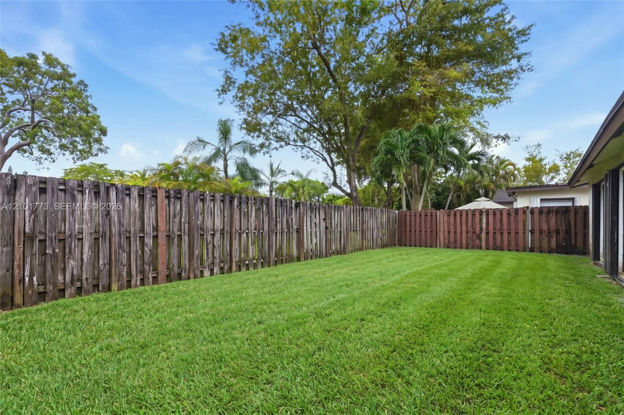 10828 SW 132nd Cir Ct , Miami, FL 33186 Photo