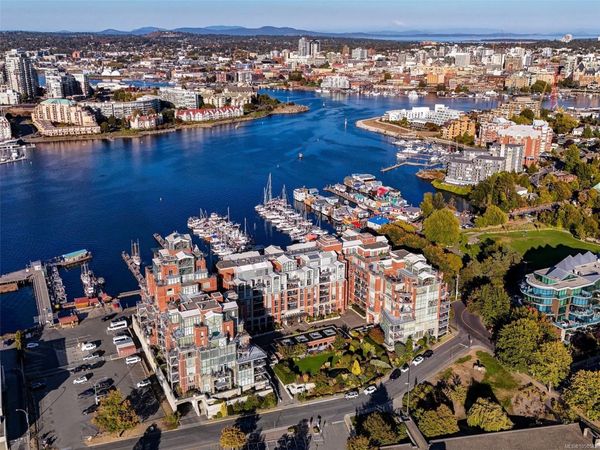 21 Dallas Rd , Unit #924, Victoria, BC V8V 4Z9