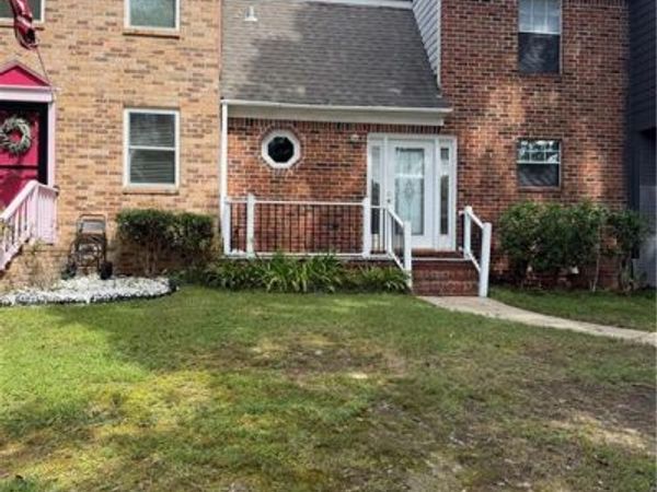 6028 Sussex Drive, Mobile, AL 36608