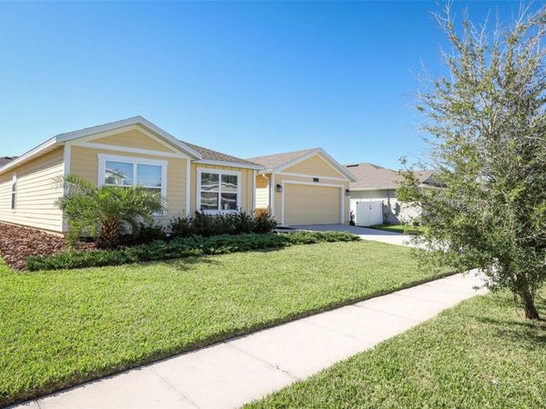 5325 RED CORAL CIRCLE , MOUNT DORA, FL 32757
