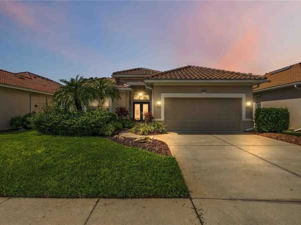 737 MISTY PINE DRIVE , VENICE, FL 34292