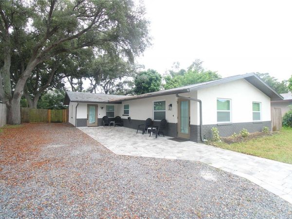 3050 MEADOW LAKE AVENUE , LARGO, FL 33771