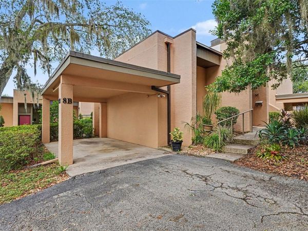 601 W OLD US HIGHWAY 441 , Unit 8B, MOUNT DORA, FL 32757