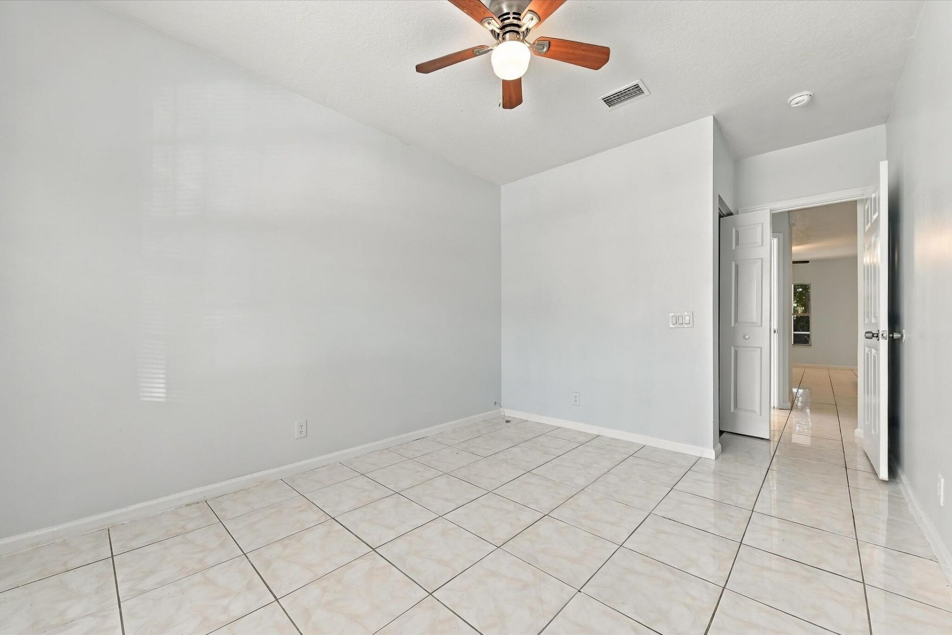 140 Baldwin Boulevard, Greenacres, FL 33463 Photo
