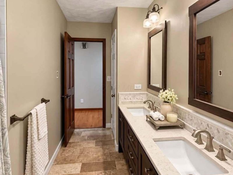 14123 N Liberty Road, Mount Vernon, OH 43050 Photo 16