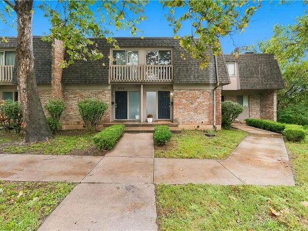 1824 E 97th Street, Kansas City, MO 64131