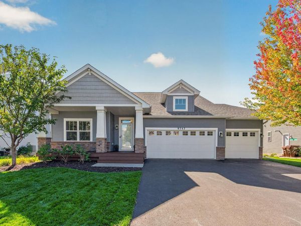 9747 69th Street S, Cottage Grove, MN 55016