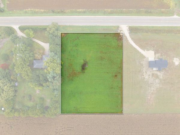 2180 220th Street, Independence, IA 50644