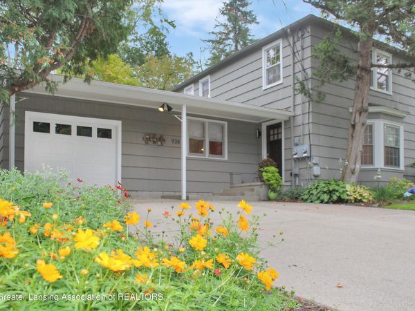 938 Sunset Lane, East Lansing, MI 48823