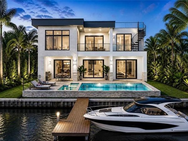 8039 Lagoon RD, FORT MYERS BEACH, FL 33931