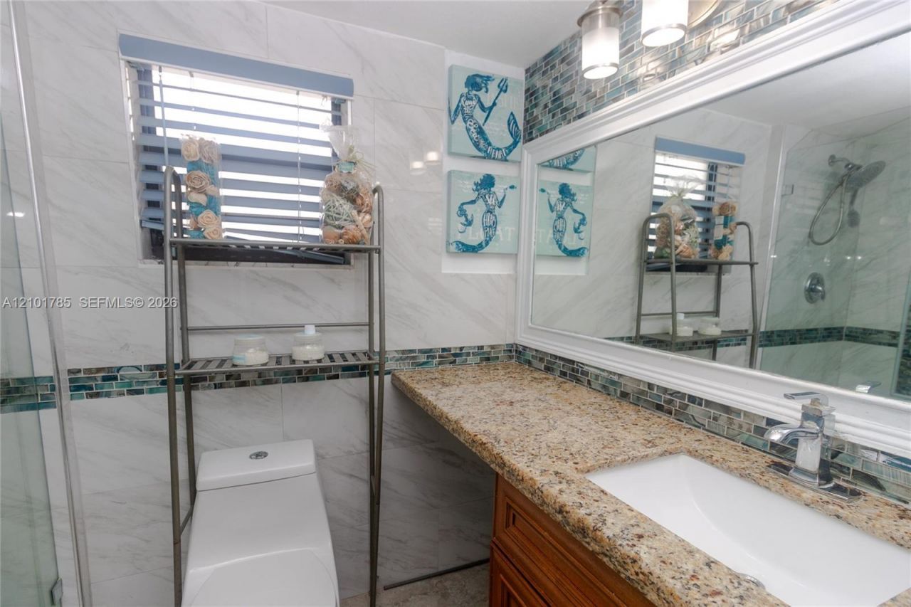 3100 N Pine Island Rd , Unit 207, Sunrise, FL 33351 Photo