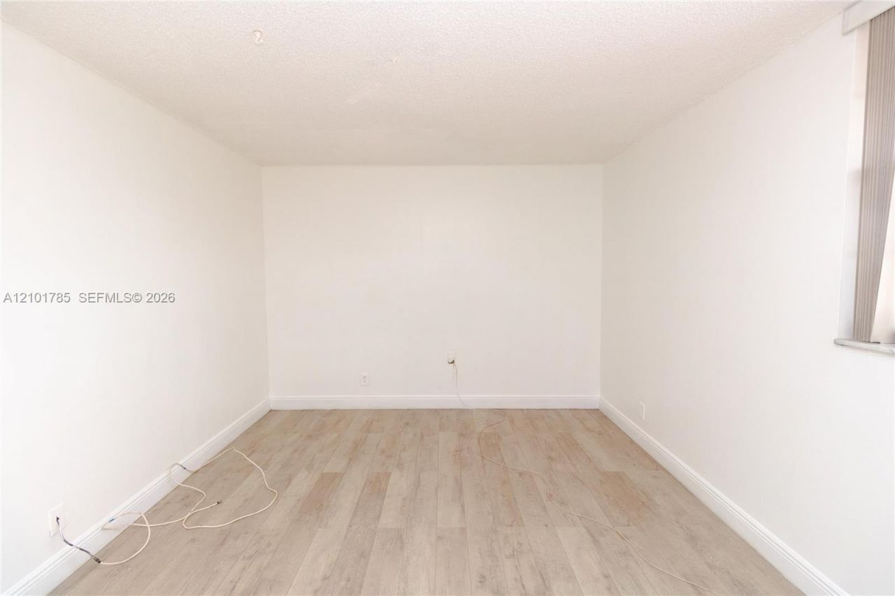 3100 N Pine Island Rd , Unit 207, Sunrise, FL 33351 Photo