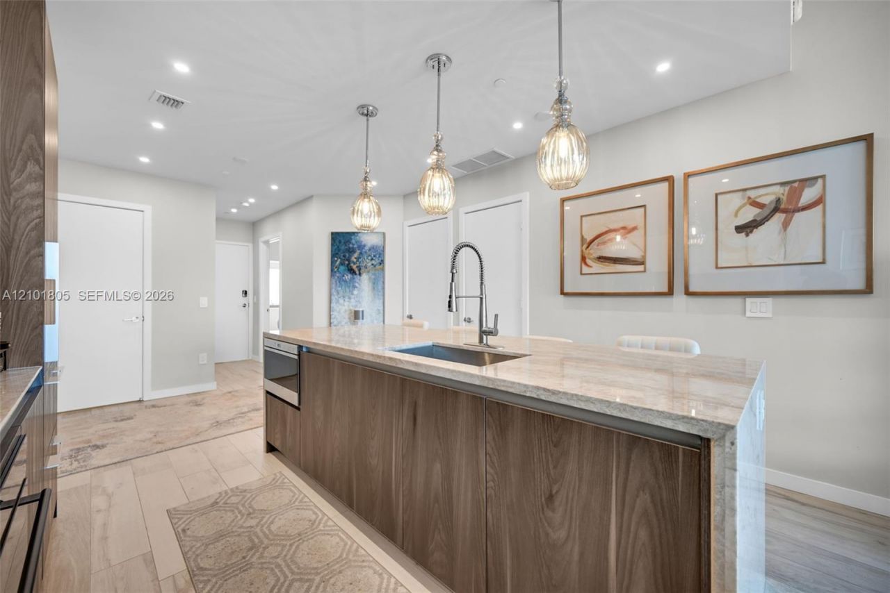 480 NE 31st St , Unit 4705, Miami, FL 33137 Photo