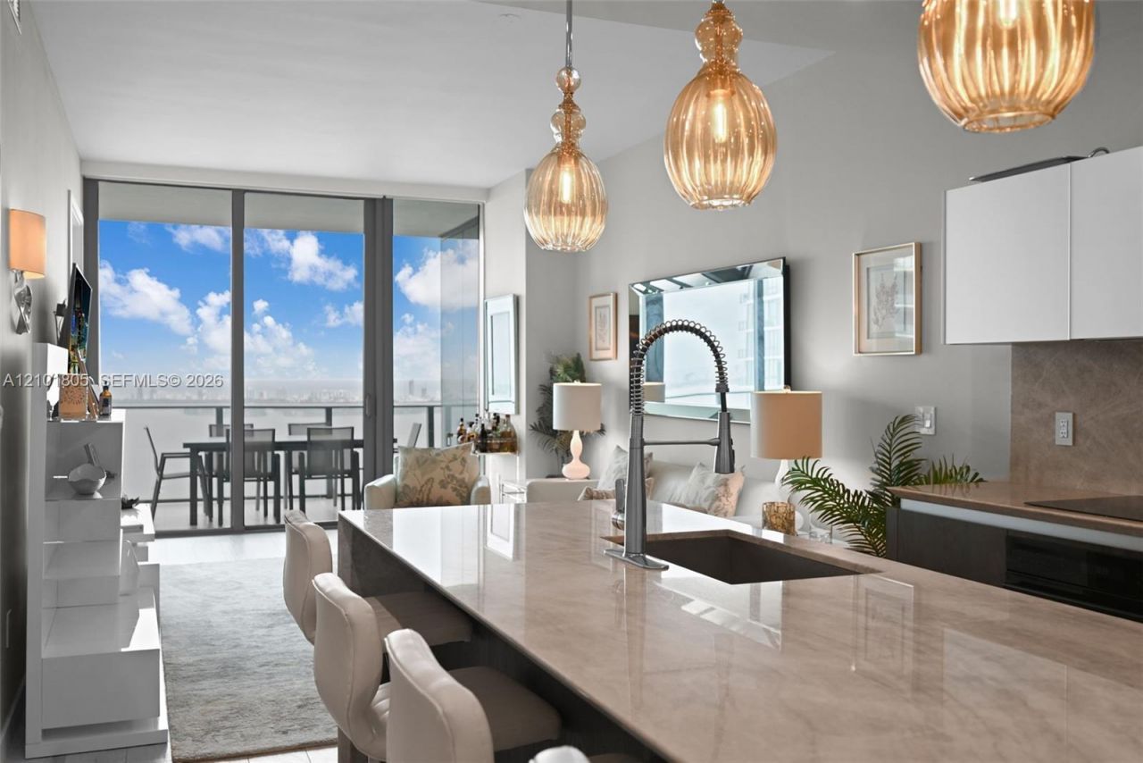 480 NE 31st St , Unit 4705, Miami, FL 33137 Photo