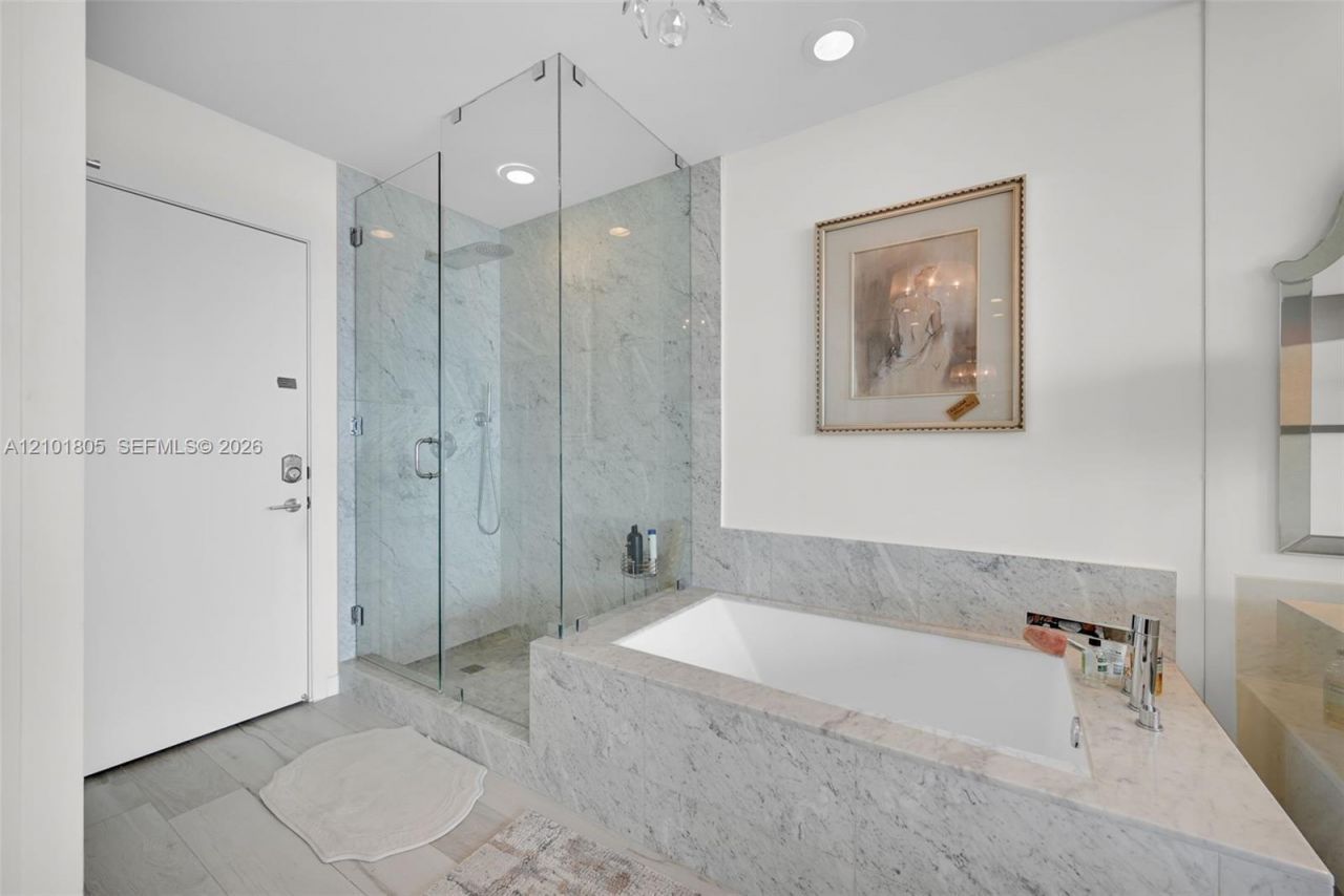 480 NE 31st St , Unit 4705, Miami, FL 33137 Photo