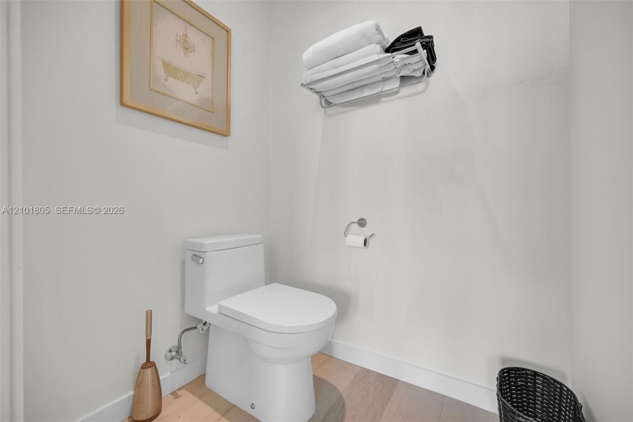 480 NE 31st St , Unit 4705, Miami, FL 33137 Photo