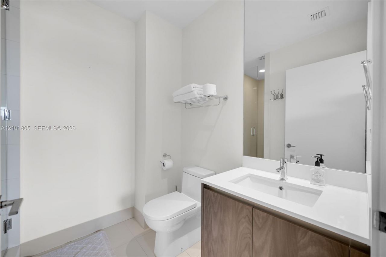 480 NE 31st St , Unit 4705, Miami, FL 33137 Photo