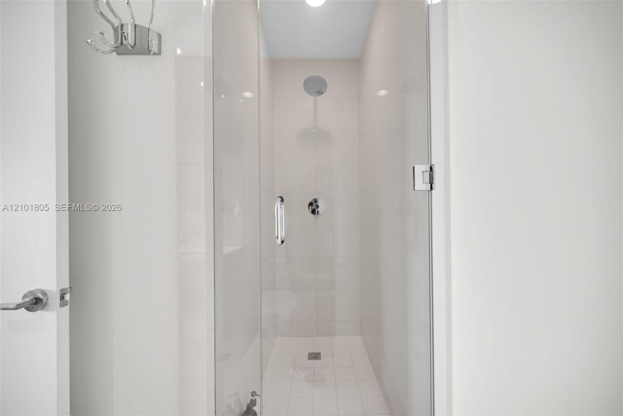 480 NE 31st St , Unit 4705, Miami, FL 33137 Photo