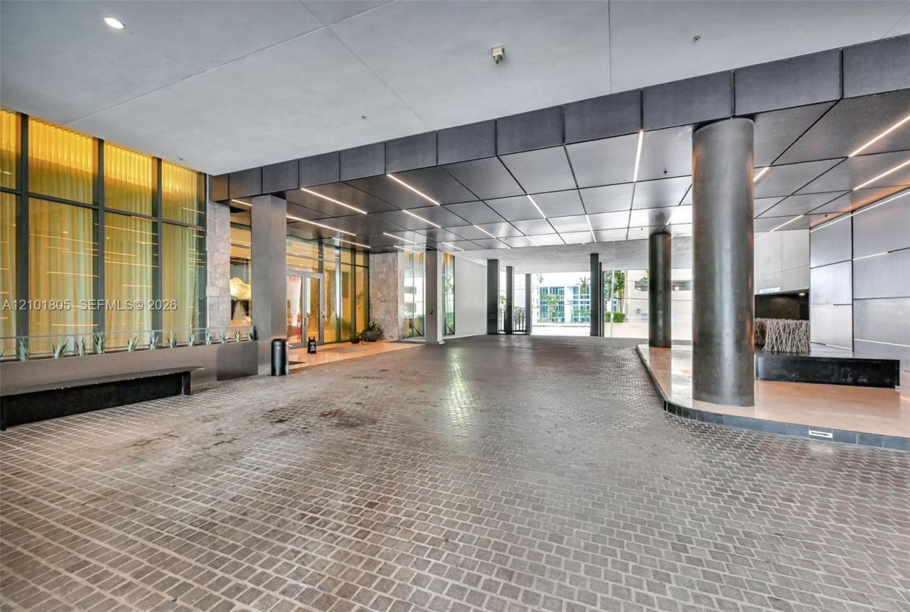 480 NE 31st St , Unit 4705, Miami, FL 33137 Photo