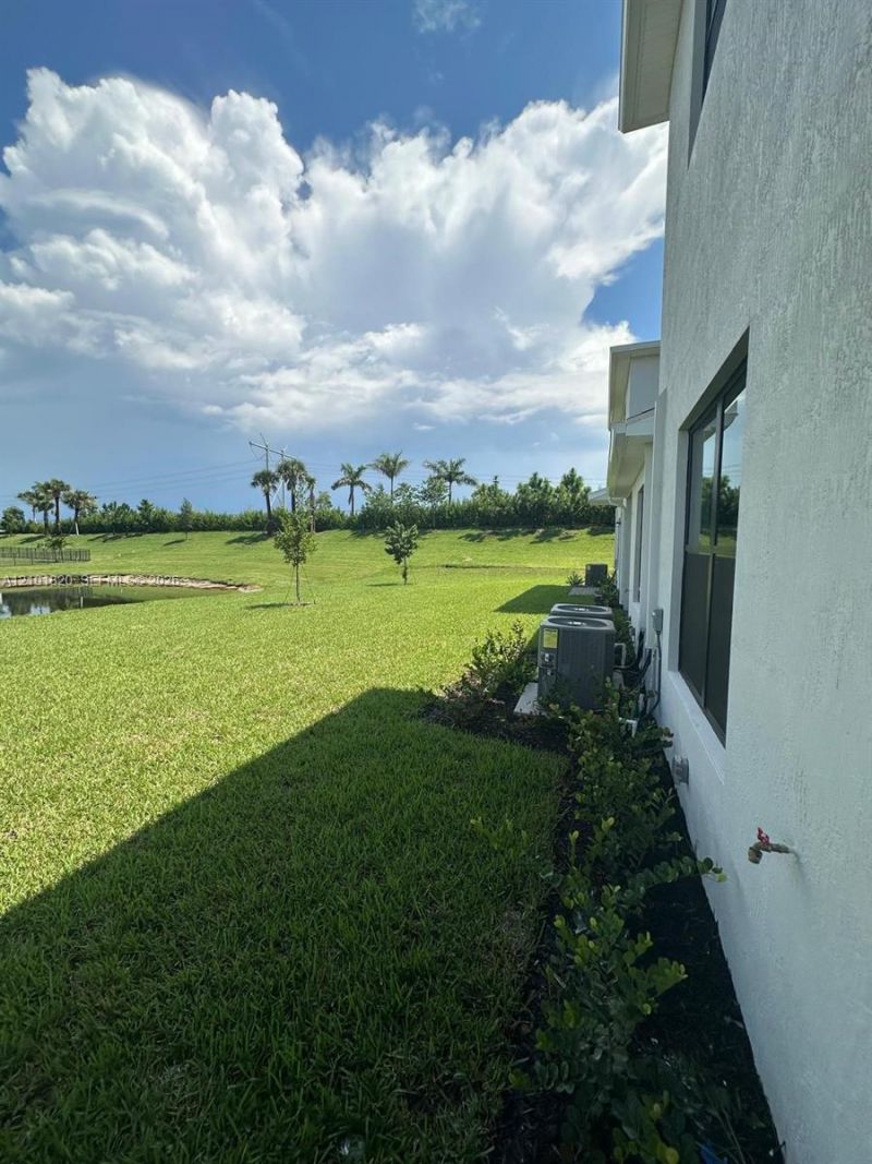 14051 SW Thorens Dr , Unit 94, Port Saint Lucie, FL 34987 Photo