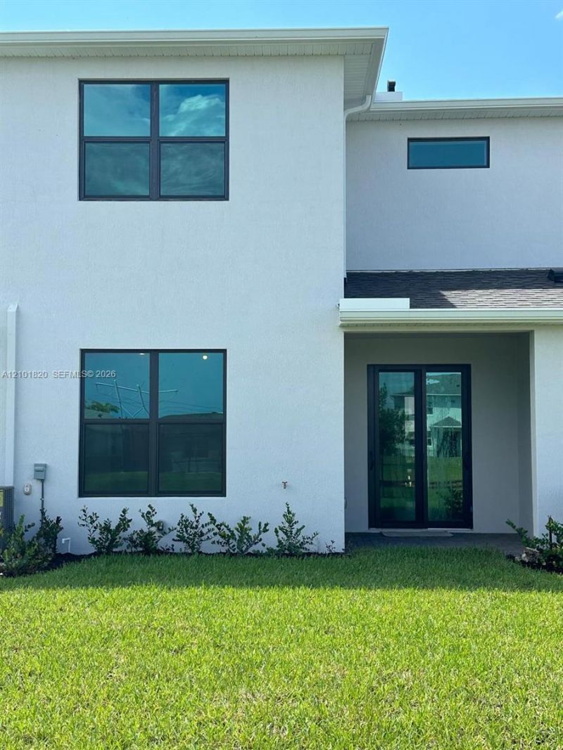 14051 SW Thorens Dr , Unit 94, Port Saint Lucie, FL 34987 Photo