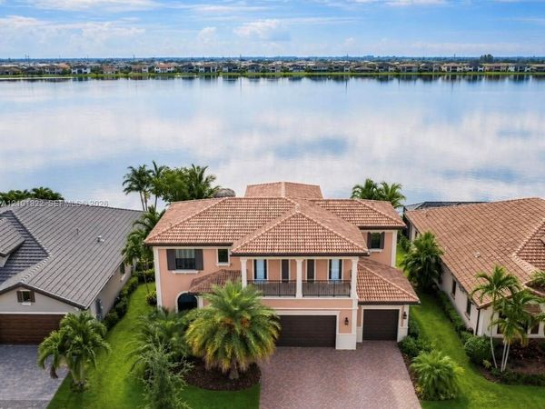 8680 Watercrest Cir W , Parkland, FL 33076