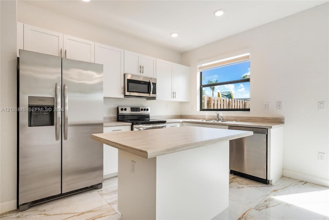 28725 SW 133rd Ct , Unit 28725, Homestead, FL 33033 Photo