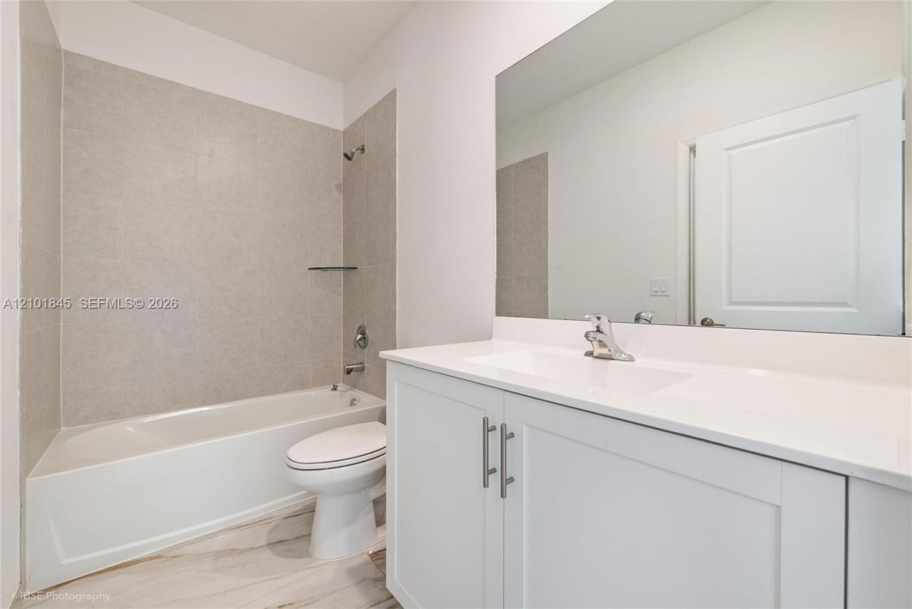 28725 SW 133rd Ct , Unit 28725, Homestead, FL 33033 Photo